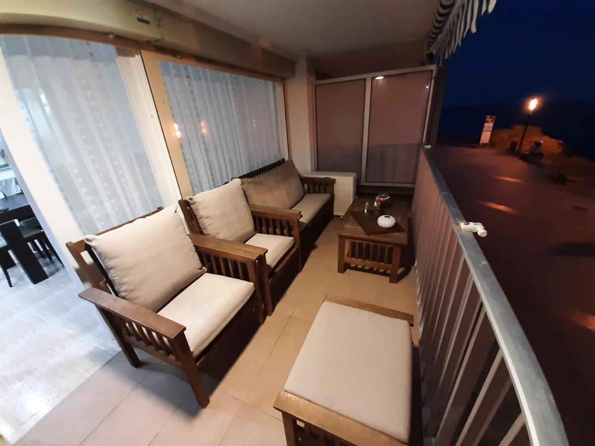 Apartamento Acantilados Vistas Mar Салоу Экстерьер фото