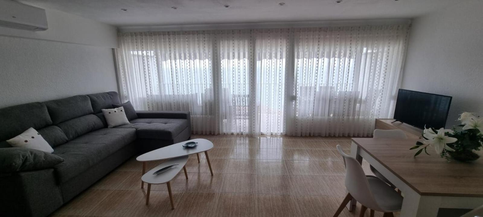 Apartamento Acantilados Vistas Mar Салоу Экстерьер фото